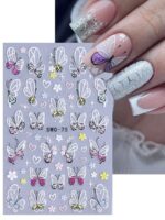 2 pièces Autocollants d'art pour ongles décalques 5D gaufrés à motifs de fleurs bleues. Designs d'art pour ongles avec fleurs dégradées, motifs de vignes et texture de pétales. Feuilles de recouvrement complet pour décoration des ongles. Accessoires de manucure. – Image 25