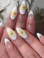 1 pièce Autocollants d'ongles avec fleurs de Sakura et d'hibiscus jaunes en relief, pétales élégants, transferts fleuris pour l'été, autocollants adhésifs de manucure, accessoires de décoration de manucure DIY, outils pour salon de manucure – Image 3