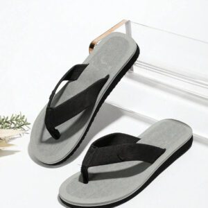 Sandales tong pour hommes, décontractées. Bandes gris. Tongs légères en EVA pour extérieur et plage, vertes