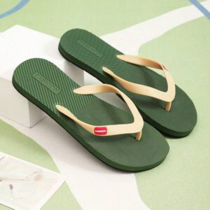 Tongs d"été pour hommes, sandales décontractées à enfiler, antidérapantes et résistantes à l"usure, chaussures de plage extérieures à la mode avec semelle souple