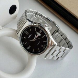 1 pièce Nouvelle montre à quartz pour hommes avec double affichage du calendrier, montre de poignet mode haut de gamme convenant à un port quotidien, peut être offerte en cadeau à des amis ou à des proches
