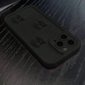 Étui de téléphone à texture de bambou rose avec décoration de papillon mignon, compatible avec 16 Pro Max/16 Pro/16/16 Plus, 15 Pro Max/15 Pro/15/15 Plus, 14 Pro Max/14 Pro/14/14 Plus, 13 Pro Max/13/13 Pro, 12, 11, XR, SE 2022. Étanche, antichoc, anti-chute et résistant aux rayures.