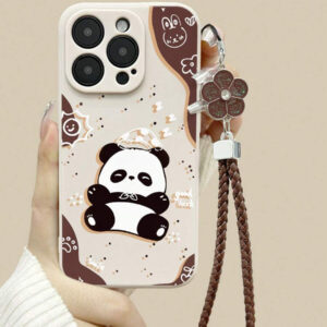 Coque de téléphone de protection avec peinture de panda et corde de fleurs de prunier, coque épaisse et douce anti-chute beige simple, compatible avec 16/16pro/16promax/16plus/15XR/7/8 iPhone15Promax/12PROMAX/13PROMAX/14PROMAX 13 14 11 12p14 P11 P12 XS.XR /78P.78GES2, convient à A134G A22 A21S A514G A52 S22 ULTRA A335G, convient à Redmi 10 Redmi Note 114G Redmi 11Lite A53tpuA14/A23/S23ULTRA S24 A14 A15 S23 A73 Redmi, étanche, antichoc, résistant aux rayures