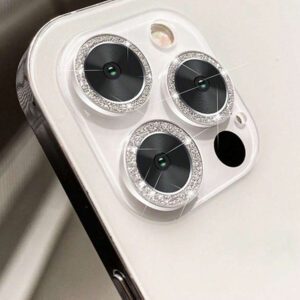 3 pièces Protecteur d'anneau métallique compatible avec 16 15 14 13 11 12 Pro Max Mini Protection de l'objectif de la caméra. Compatible avec 11 14 Pro Max. Cadeau pour l'anniversaire, la famille, les amis. Cristal scintillant, protecteur d'objectif, accessoires de téléphone. Étanche, antichoc, anti-chute, anti-rayures, anti-traces de doigts, protection complète