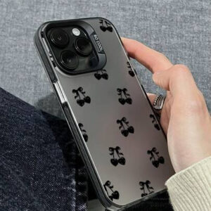 Étui de téléphone antichute à motif de cerise noire IMD, compatible avec Apple 16/11/12/13/14/15/15 Pro/15 Plus/15 Pro Max/7 Plus/8 Plus/X/Xs Max/Xr/11 Pro/12 Pro/13 Pro/14 Pro/12 Mini/13 Mini/11 Pro Max/12 Pro Max/13 Pro Max/14 Pro Max/14 Plus/6/6s/6 Plus/7/8/16 Pro/16 Plus/16 Pro Max/SE et compatible avec Samsung Galaxy/A54/A14/A12/A13/A15/A32/A33/A24/A52S/S20/S21/S22/S23/S24/S23 Plus/S24 Ultra. Étanche, antichoc et résistant aux rayures.