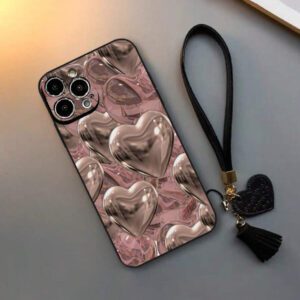 1 pièce Étui de protection pour téléphone épais, résistant aux chocs, avec bord perforé en forme de cœur peint, dragonne décorative en forme de cœur, pendentif à gland. Convient pour iPhone 16/11/16pro/16plus/16promax/16e/15Promax/13/14/12/XS/XR/7G/8P, Galaxy S25/S25PLUS
