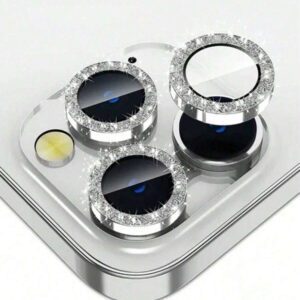 1 set de film protecteur de lentille de caméra avec strass flash compatible avec 12/12 Mini/12 Pro/12 Pro Max, 13/13 Mini/13 Pro/13 Pro Max, 11/11 Pro/11 Pro Max, 14/14 Plus/14 Pro/14 Pro Max, 15/15 Plus/15 Pro/15 Pro Max. Couvercle de caméra en verre trempé décoré de strass incrustés. Cadeau coloré de strass étincelant pour l'anniversaire, la famille et les amis. Protecteur de lentille, accessoires de téléphone étanches, antichoc, anti-rayures et anti-traces de doigts, avec protection complète.