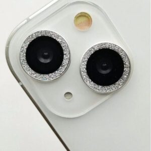 1 set de film protecteur de lentille de caméra avec strass flash compatible avec 12/12 Mini/12 Pro/12 Pro Max, 13/13 Mini/13 Pro/13 Pro Max, 11/11 Pro/11 Pro Max, 14/14 Plus/14 Pro/14 Pro Max, 15/15 Plus/15 Pro/15 Pro Max. Couvercle de caméra en verre trempé décoré de strass incrustés. Cadeau coloré de strass étincelant pour l'anniversaire, la famille et les amis. Protecteur de lentille, accessoires de téléphone étanches, antichoc, anti-rayures et anti-traces de doigts, avec protection complète.