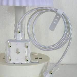 5 pièces Ensemble de chargeur de téléphone portable avec design de tulipe blanche métallique et perle 20W/18W, câble de protection de chargement, boîtier de protection de la tête de chargement, compatible avec le câble de chargeur , accessoires de chargeur, accessoires de téléphone