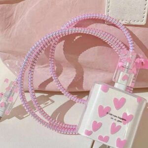 5 pièces Set de chargement de téléphone portable avec motif en forme de cœur comprenant un chargeur, un câble de données et un couvre-câble de protection, un protecteur de chargeur