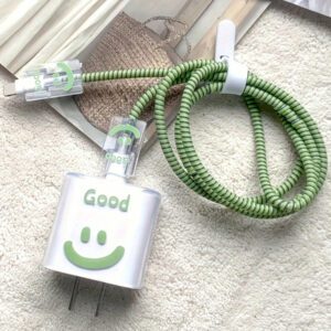 5 pièces Set de chargement de téléphone portable avec motif en forme de cœur comprenant un chargeur, un câble de données et un couvre-câble de protection, un protecteur de chargeur