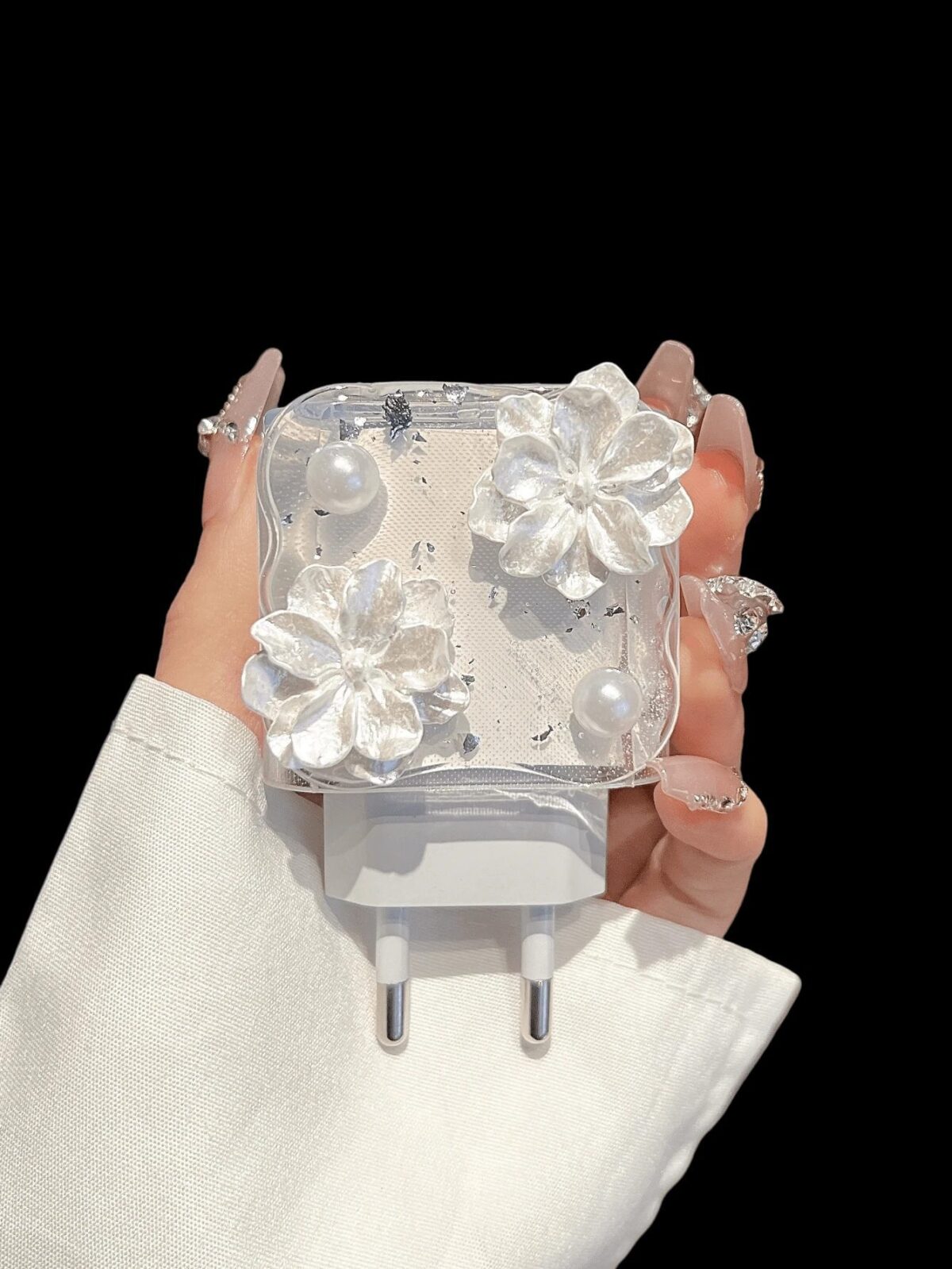 5 pièces/set Protecteur de chargeur de version européenne 20W avec design de fleur de camélia, protecteur de câble compatible avec IPhone11/12/13/14/15/16 Pro Max, câble de données anti-pliage, fixateur de câble de données, câble de données anti-rupture, étui de protection pour tête de chargeur en TPU. Accessoires de chargeur, accessoires de téléphone – Image 8